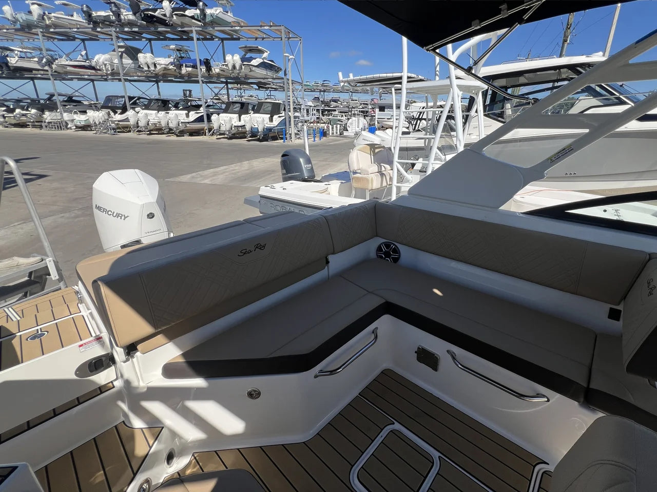2026 Sea Ray SDX 250 Outboard 25.0 feet, Sarasota, FL #12
