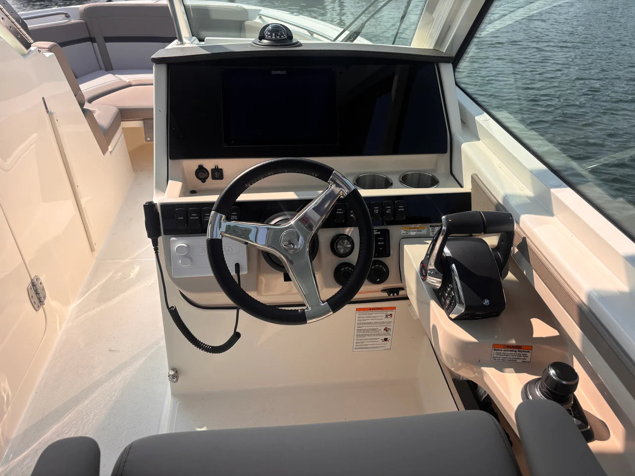 2025 Boston Whaler 280 VANTAGE 28.0 feet, Westbrook, Connecticut #8