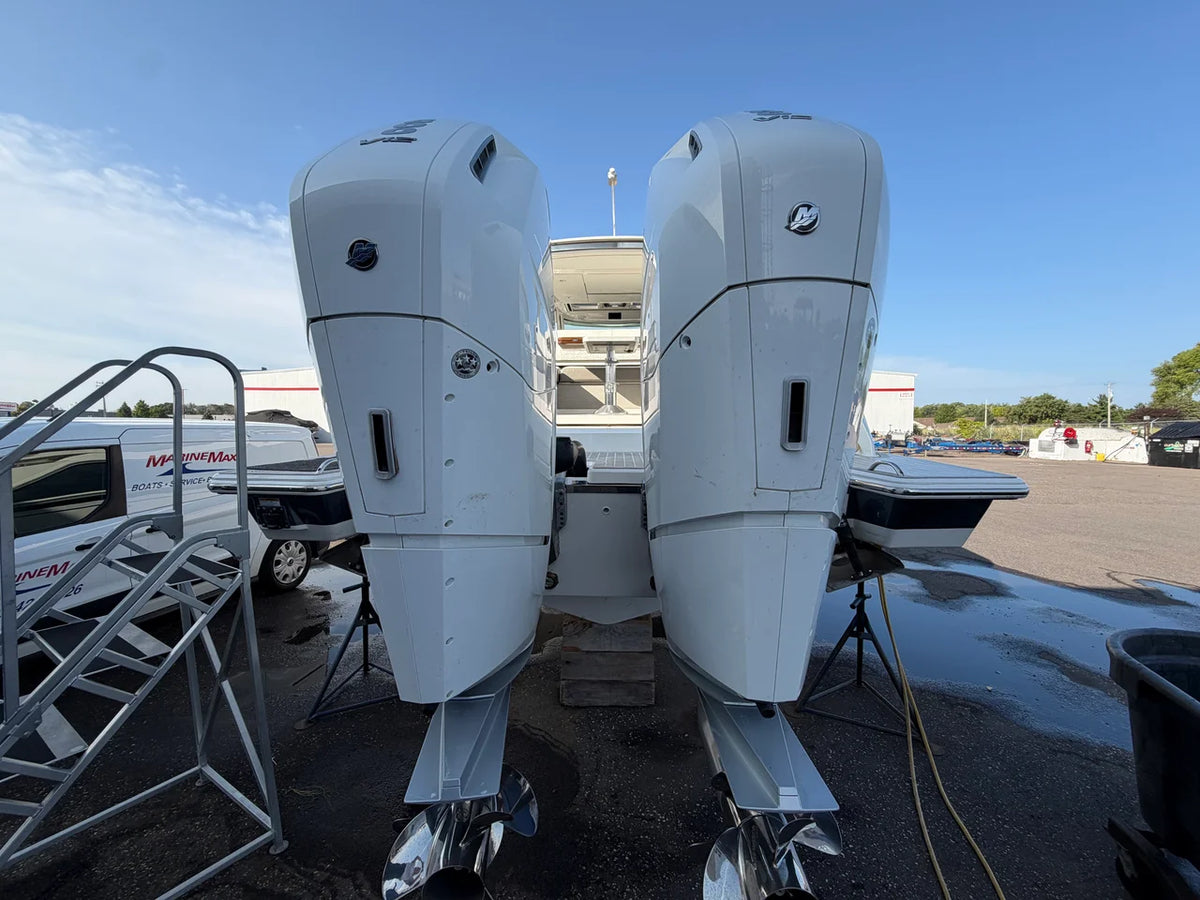 2022 Tiara Yachts 43 LS 43.0 feet, Excelsior, Minnesota #5