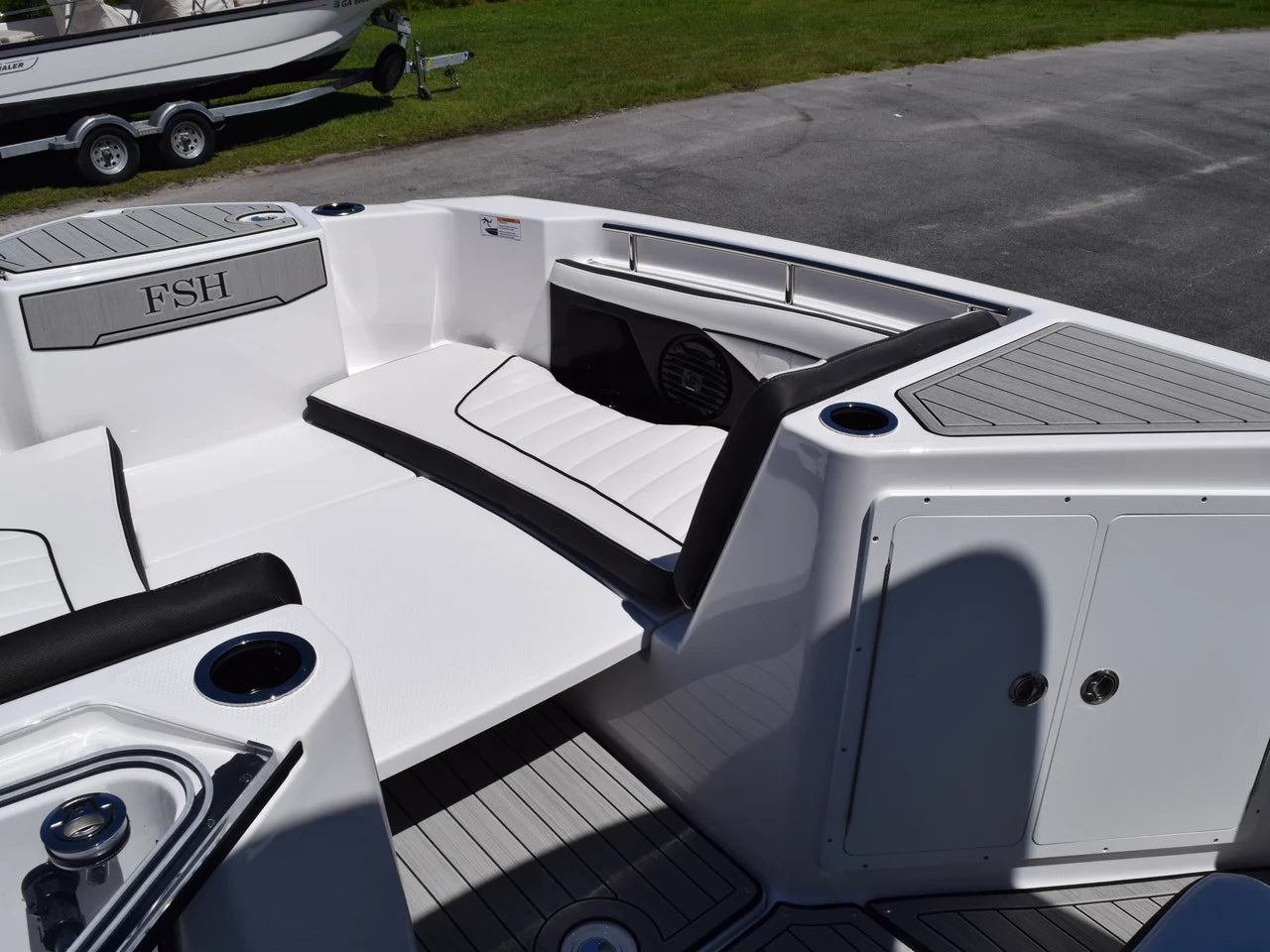 2026 Yamaha 255 FSH Sport H 25.0 feet, Thunderbolt, GA #27
