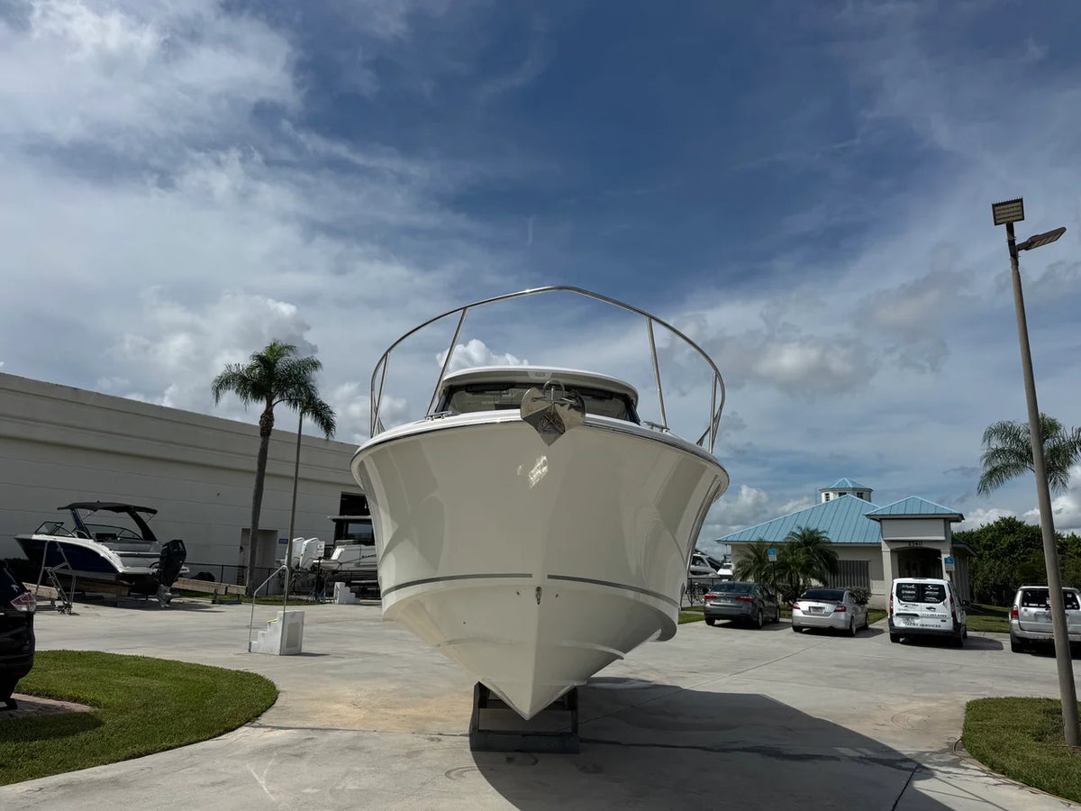 2026 Boston Whaler 325 CONQUEST 32.0 feet, Stuart, Florida #12