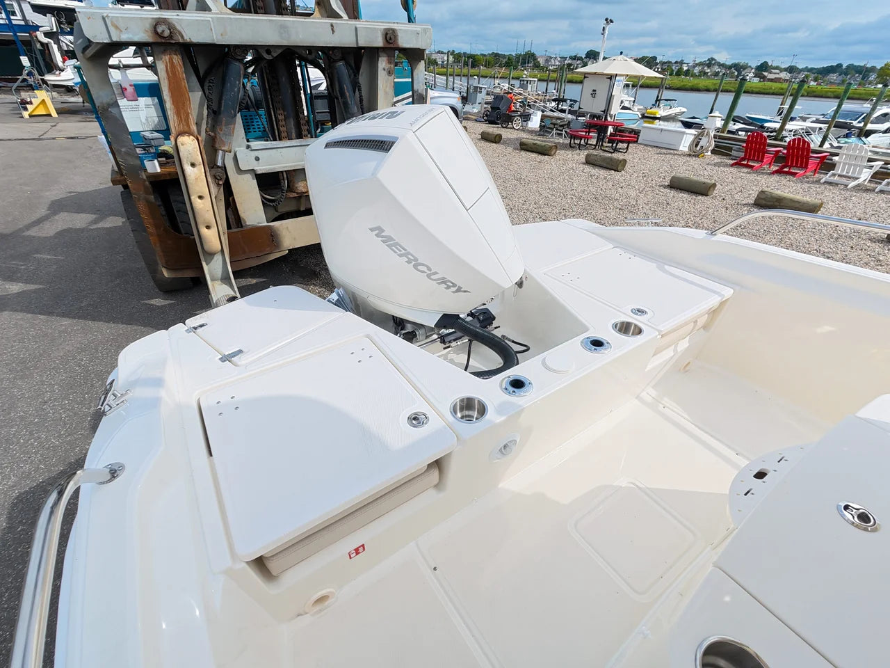 2027 Boston Whaler 220 Dauntless 22.0 feet, Norwalk, Connecticut #6