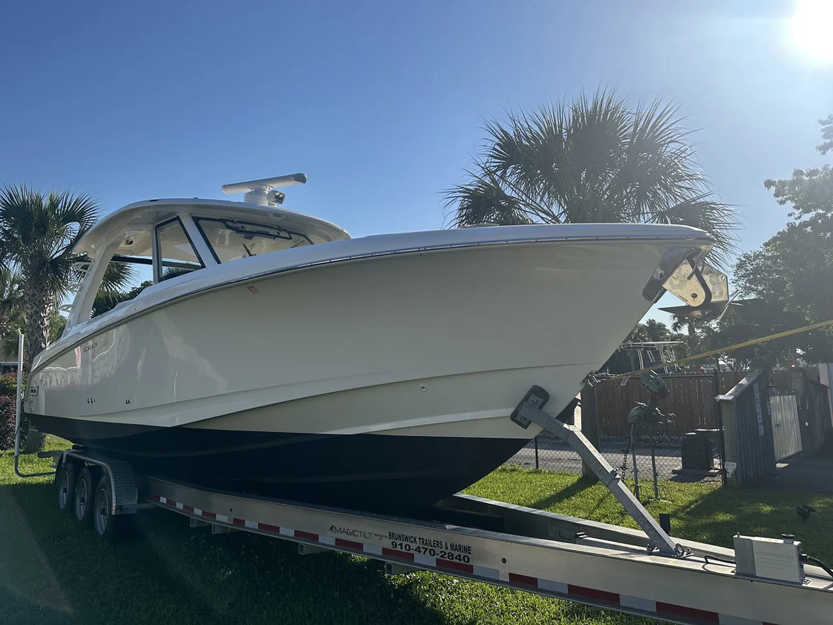 2021 Boston Whaler 350 REALM 35.0 feet, Wilmington, NC #2