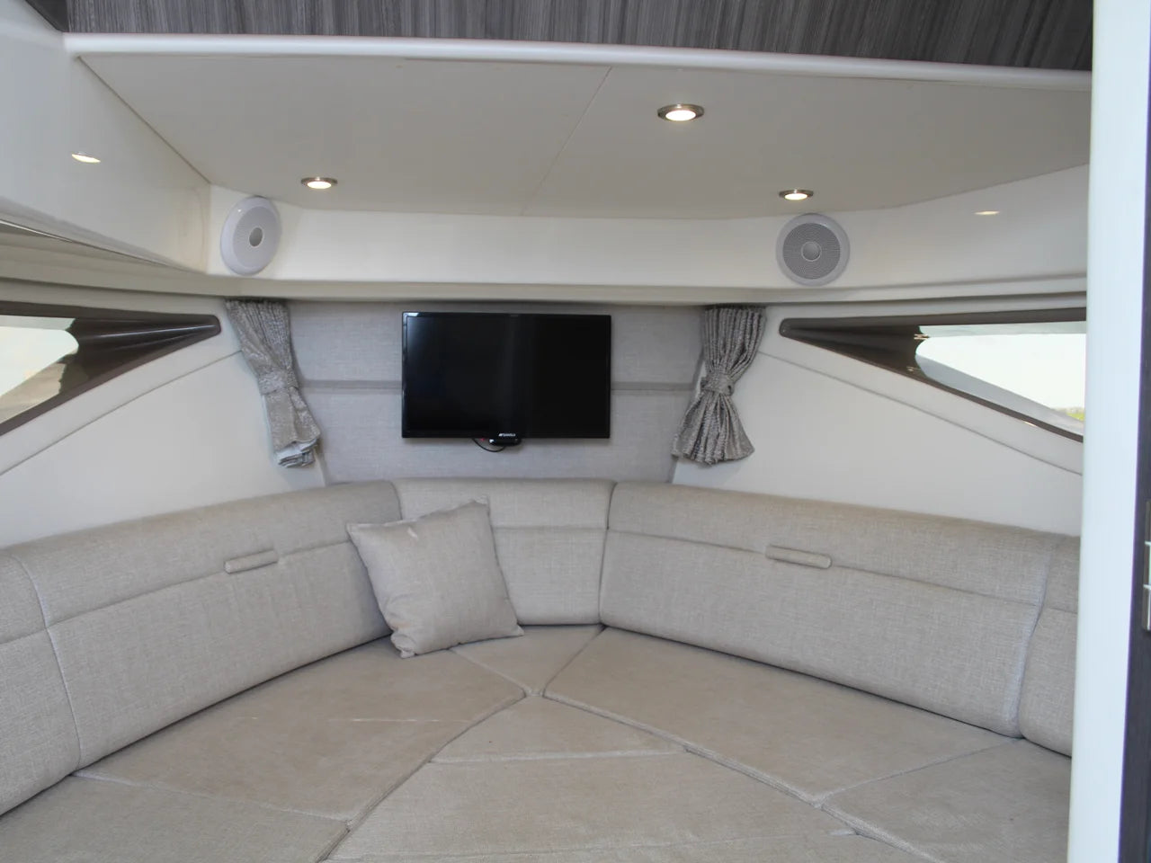 2023 Sea Ray 320 SUNDANCER 32.0 feet, Carolina Beach, NC #24
