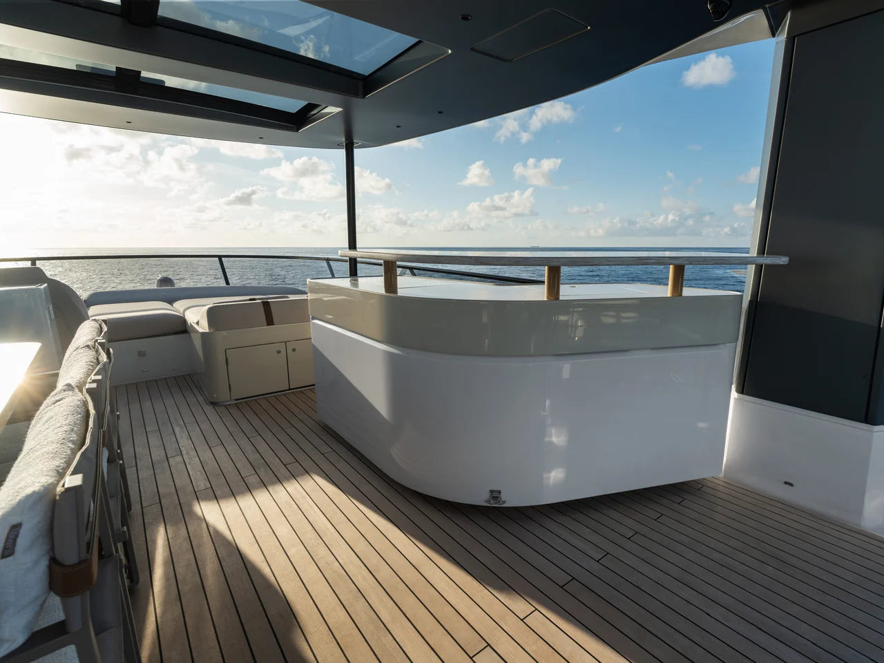 2027 Azimut Fly 82 82.0 feet, Pompano Beach, FL #17