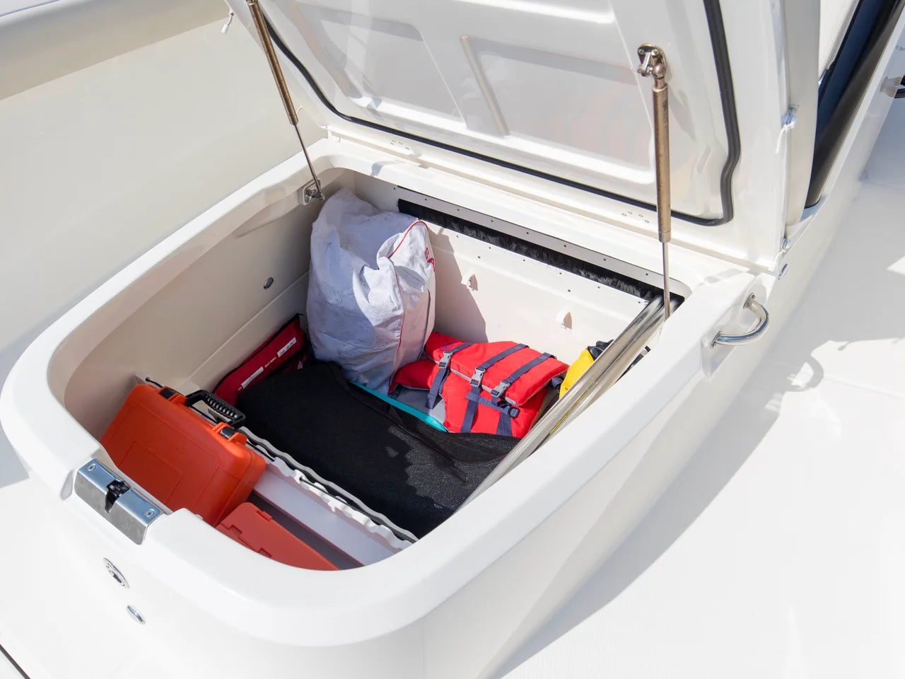 2023 Boston Whaler 330R 33.0 feet, Pensacola, Florida #26
