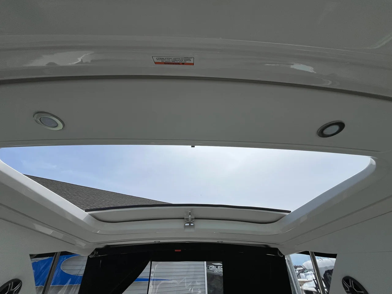 2026 Sea Ray Sundancer 320 Outboard 32.0 feet, Westbrook, Connecticut #29