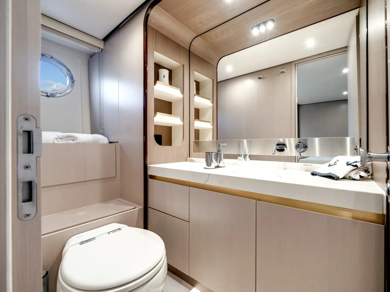 2022 Azimut 60 FLY 60.0 feet, Hollywood, Florida #31