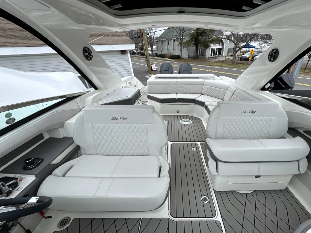 2026 Sea Ray SLX 310 Outboard 31.0 feet, Huntington, NY #29