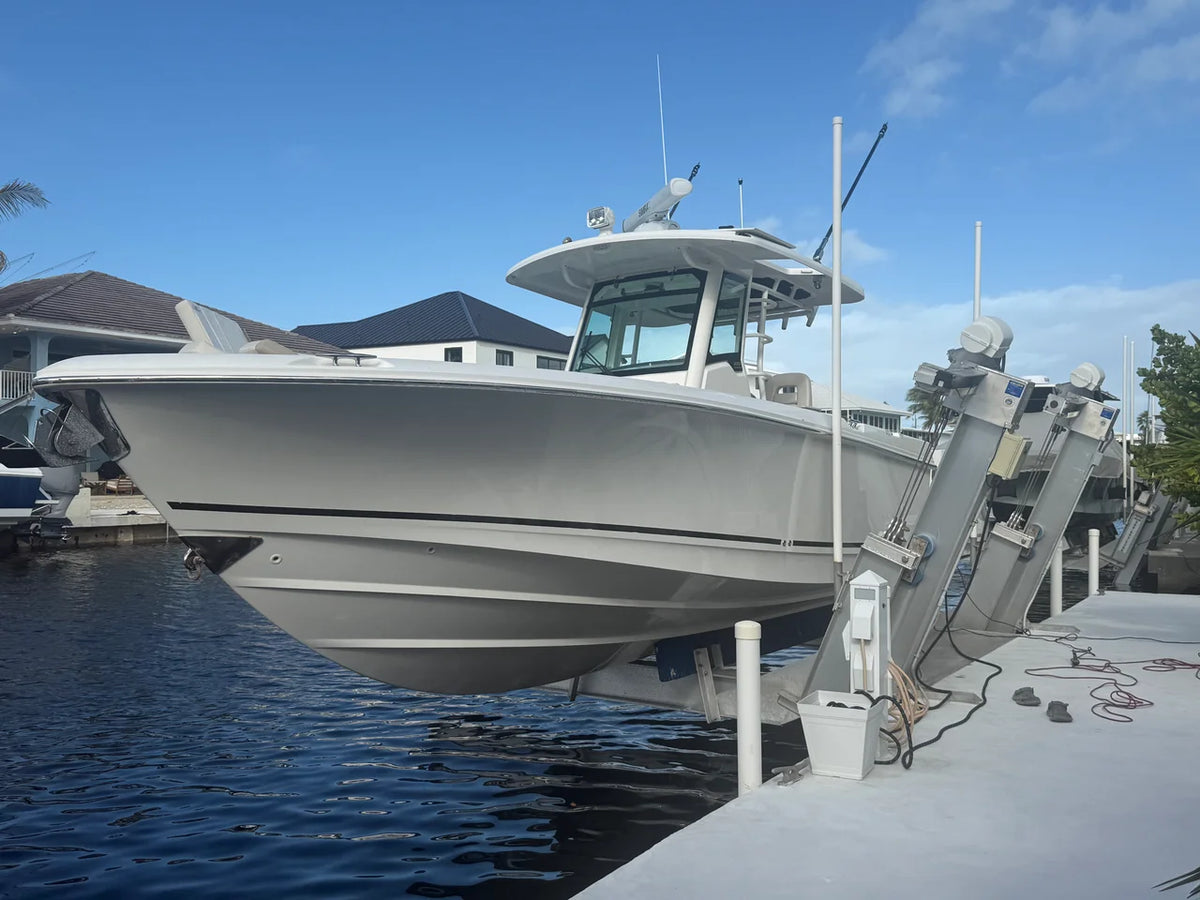 2017 Boston Whaler 330 OUTRAGE 33.0 feet, Islamorada, FL #2