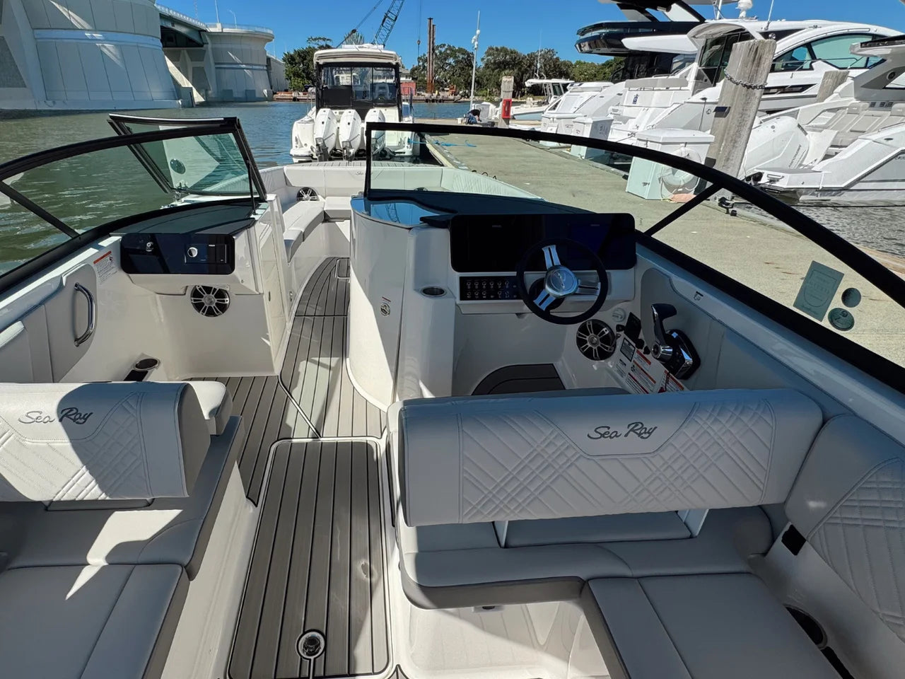 2026 Sea Ray SDX 270 Outboard 27.0 feet, Jupiter, Florida #12