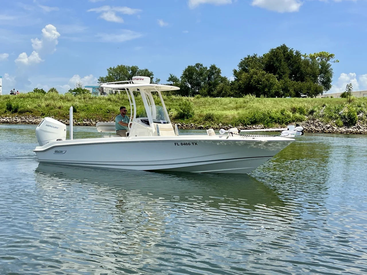 2025 Boston Whaler 250 DAUNTLESS 25.0 feet, Venice, Florida #8