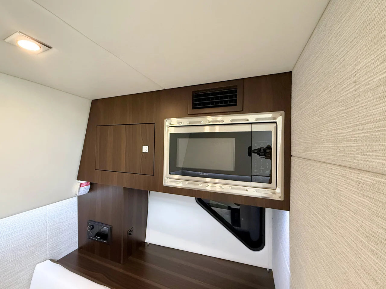 2026 Cruisers Yachts 34 GLS 34.0 feet, Lewisville, TX #52