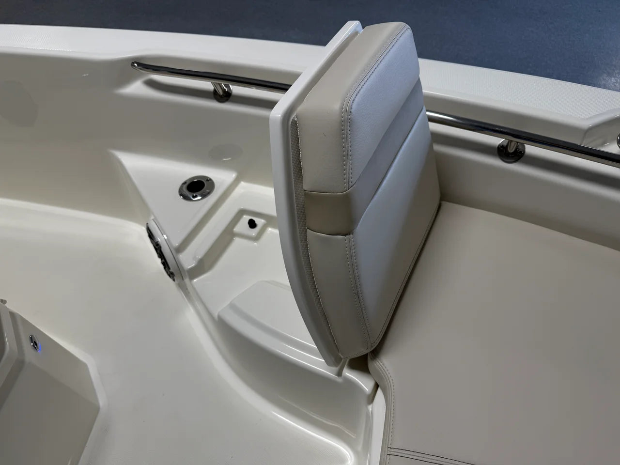 2026 Boston Whaler 250 Dauntless 25.0 feet, Crosslake, Minnesota #97
