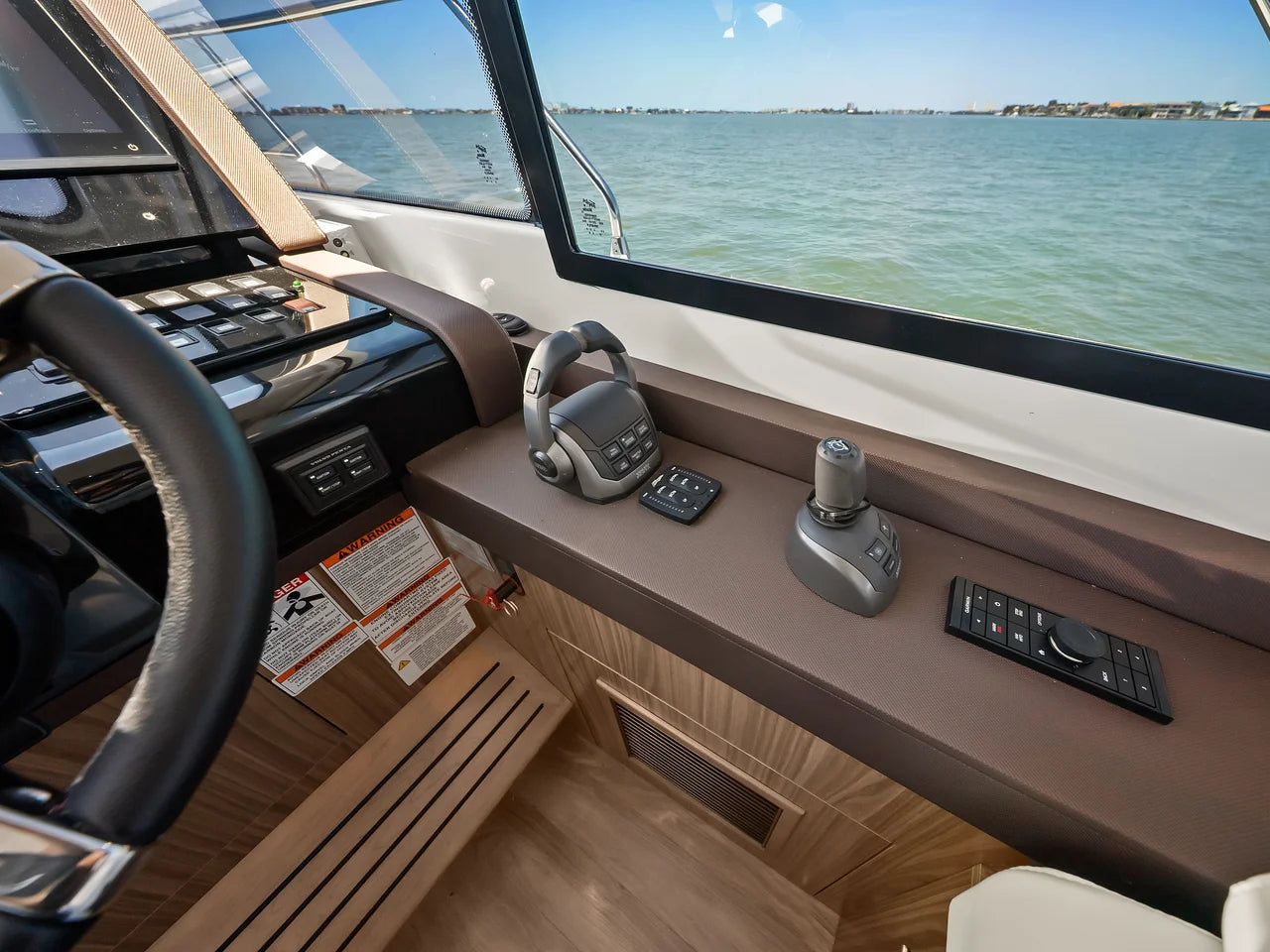 2025 Cruisers Yachts 50 Cantius 50.0 feet, St. Petersburg, Florida #59