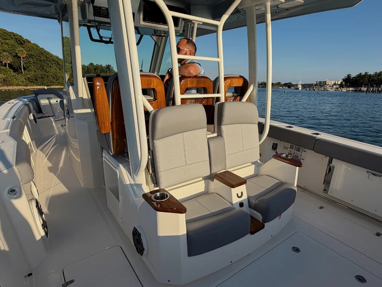 2026 Boston Whaler 360 Outrage 36.0 feet, Pompano Beach, Florida #13