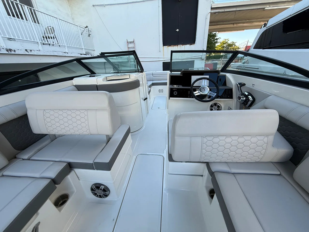 2024 Sea Ray SDX 270 Outboard 27.0 feet, Miami, FL #9