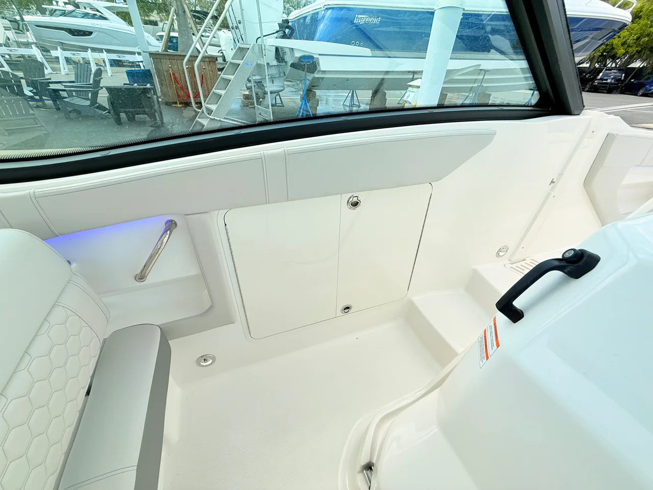 2026 Sea Ray Sundancer 320 Outboard 32.0 feet, Clearwater, Florida #57