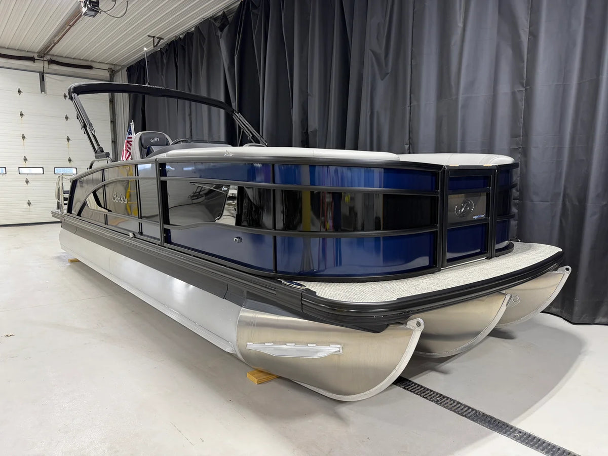 2027 Barletta LUSSO23UC 23.0 feet, Crosslake, Minnesota #4
