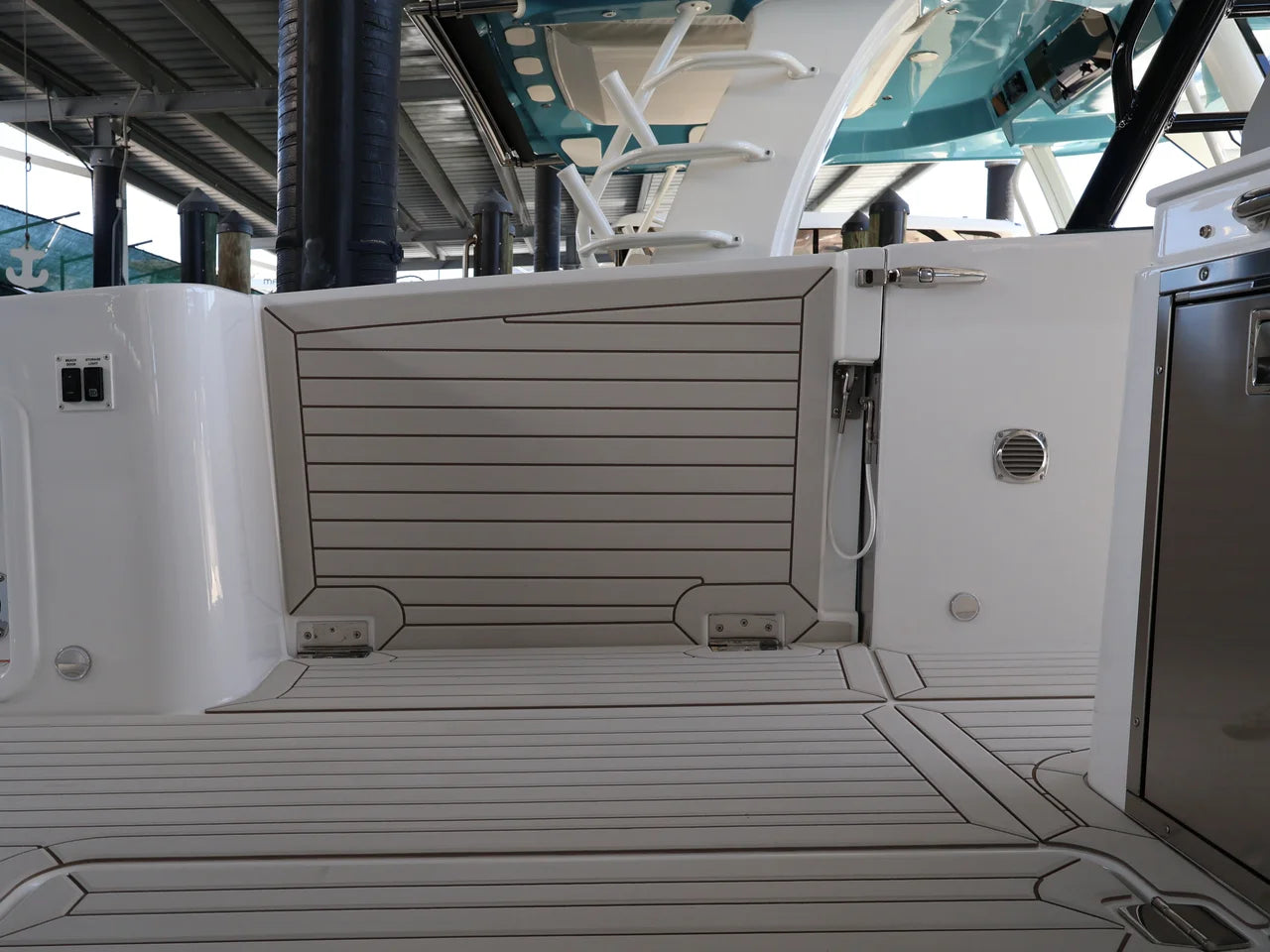 2026 Cruisers Yachts 38 VTR 38.0 feet, Naples, Florida #17