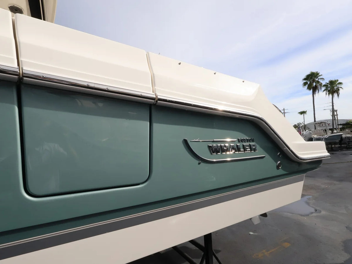 2027 Boston Whaler 280 Vantage 27.0 feet, Naples, Florida #3