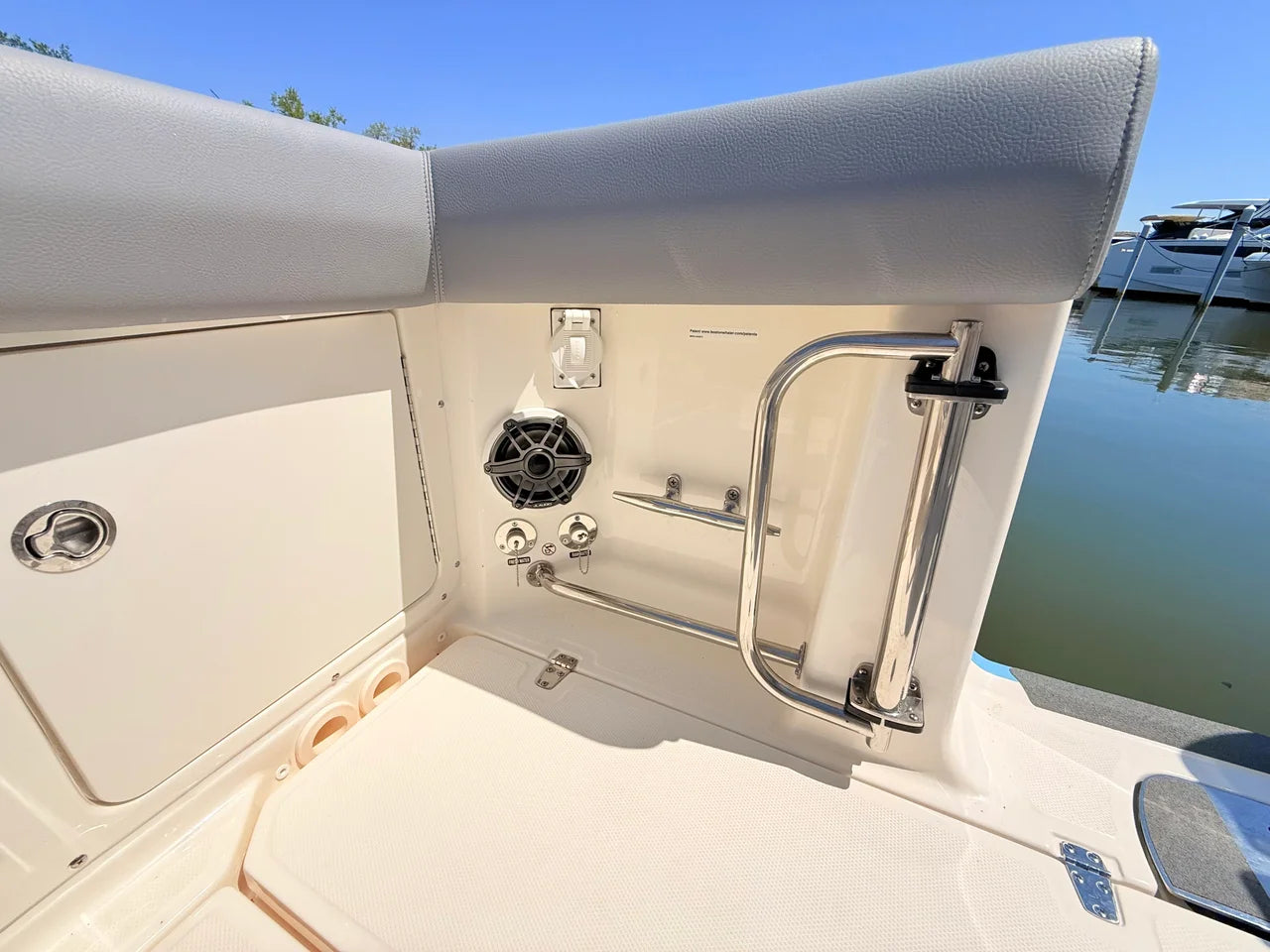 2026 Boston Whaler 330 Outrage 33.0 feet, St Petersburg, FL #53