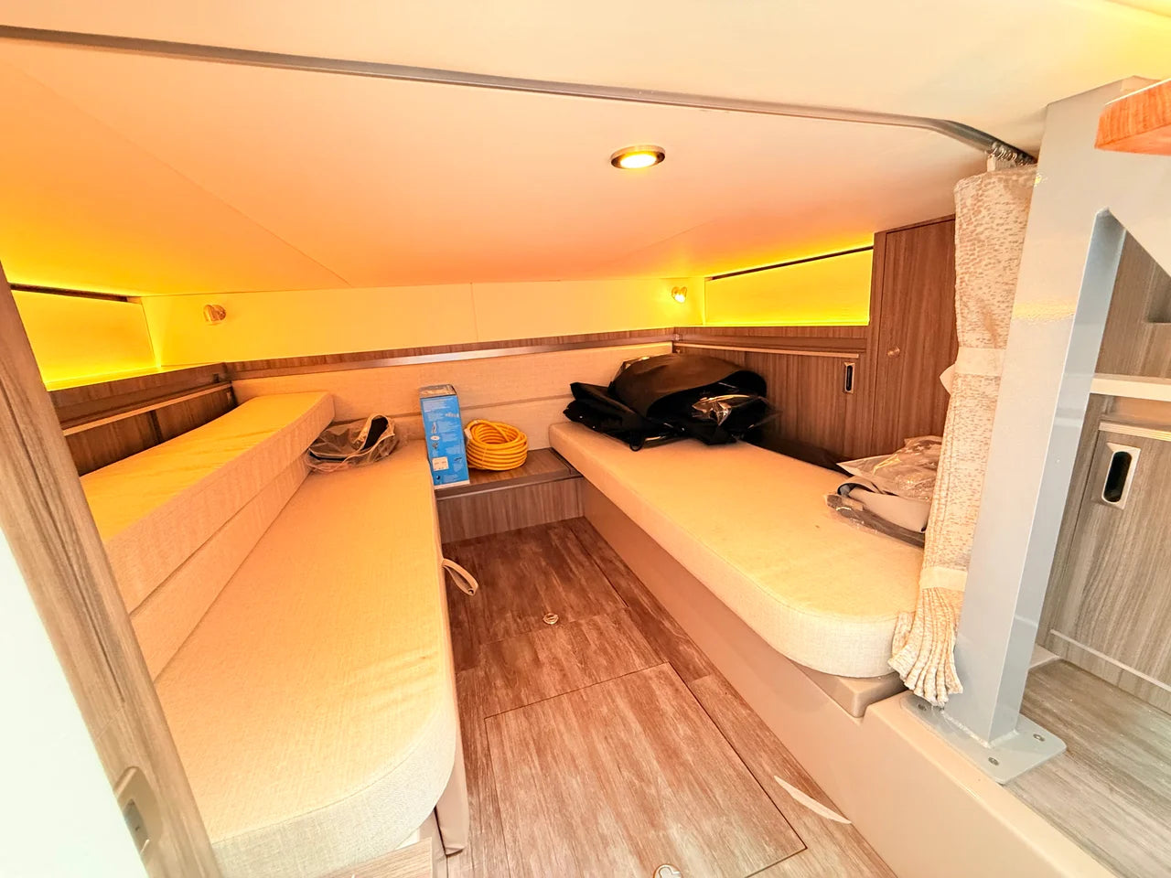 2026 Sea Ray Sundancer 320 Outboard 32.0 feet, St Petersburg, FL #79