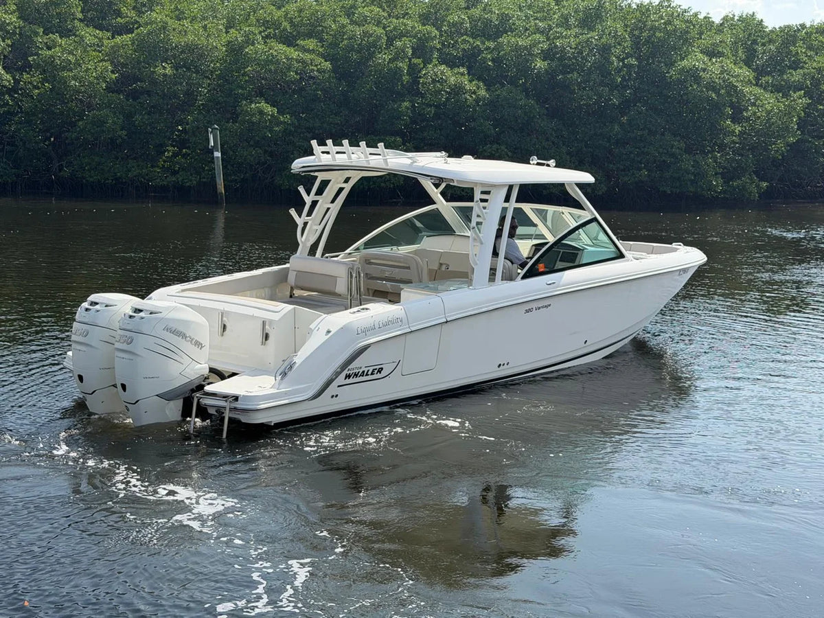 2017 Boston Whaler 320 VANTAGE 32.0 feet, Key Largo, FL #14