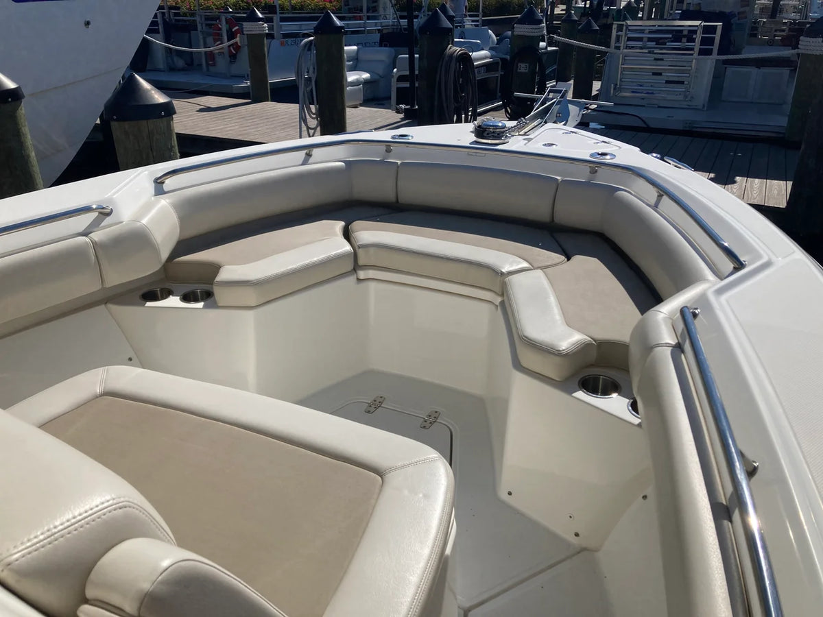 2019 Boston Whaler 250 OUTRAGE 25.0 feet, Naples, Florida #15