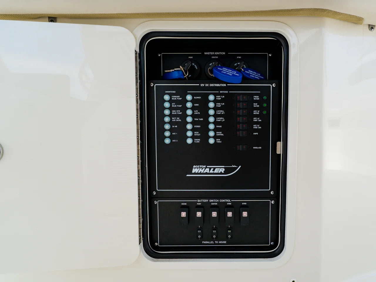 2023 Boston Whaler 350 Realm 35.0 feet, Clearwater, Florida #60