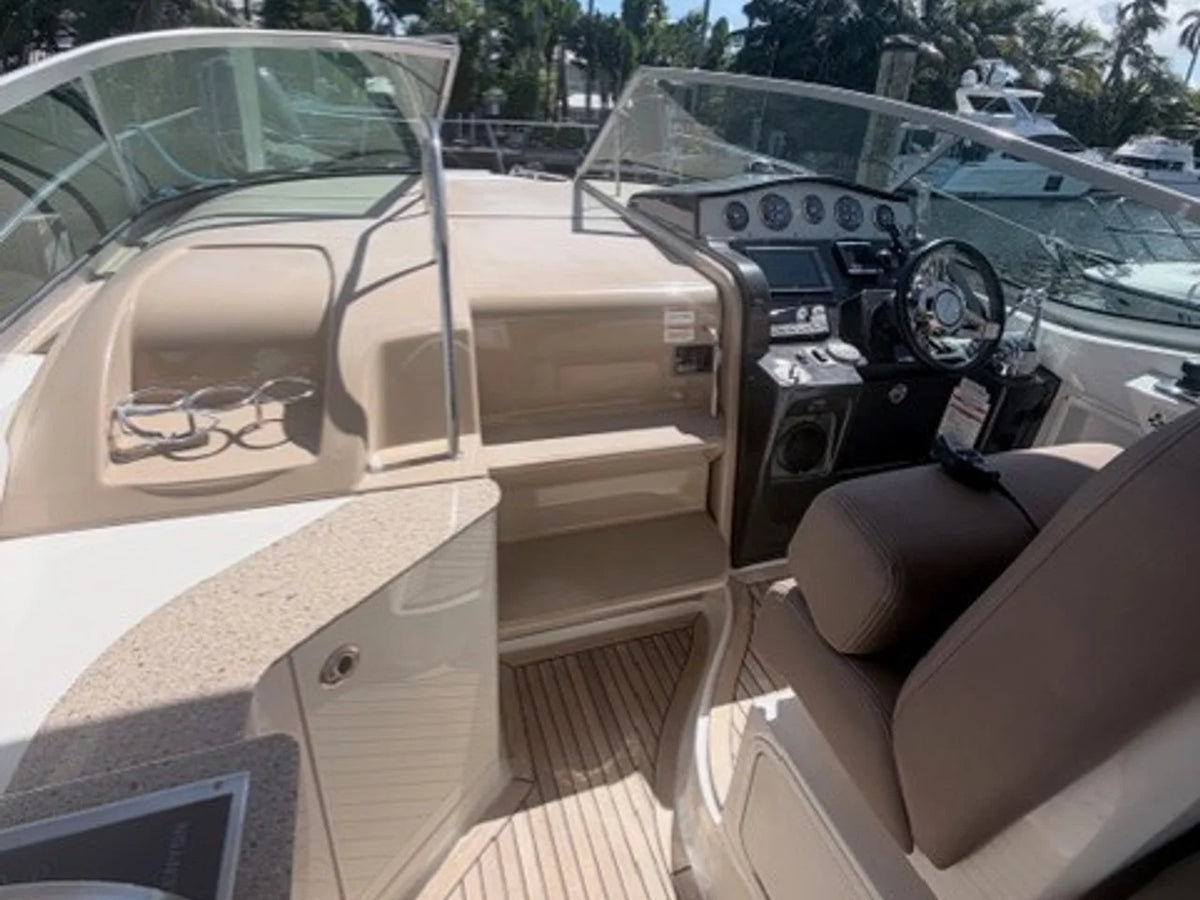 2016 Sea Ray SUNDANCER 330 33.0 feet, Miami, FL #34