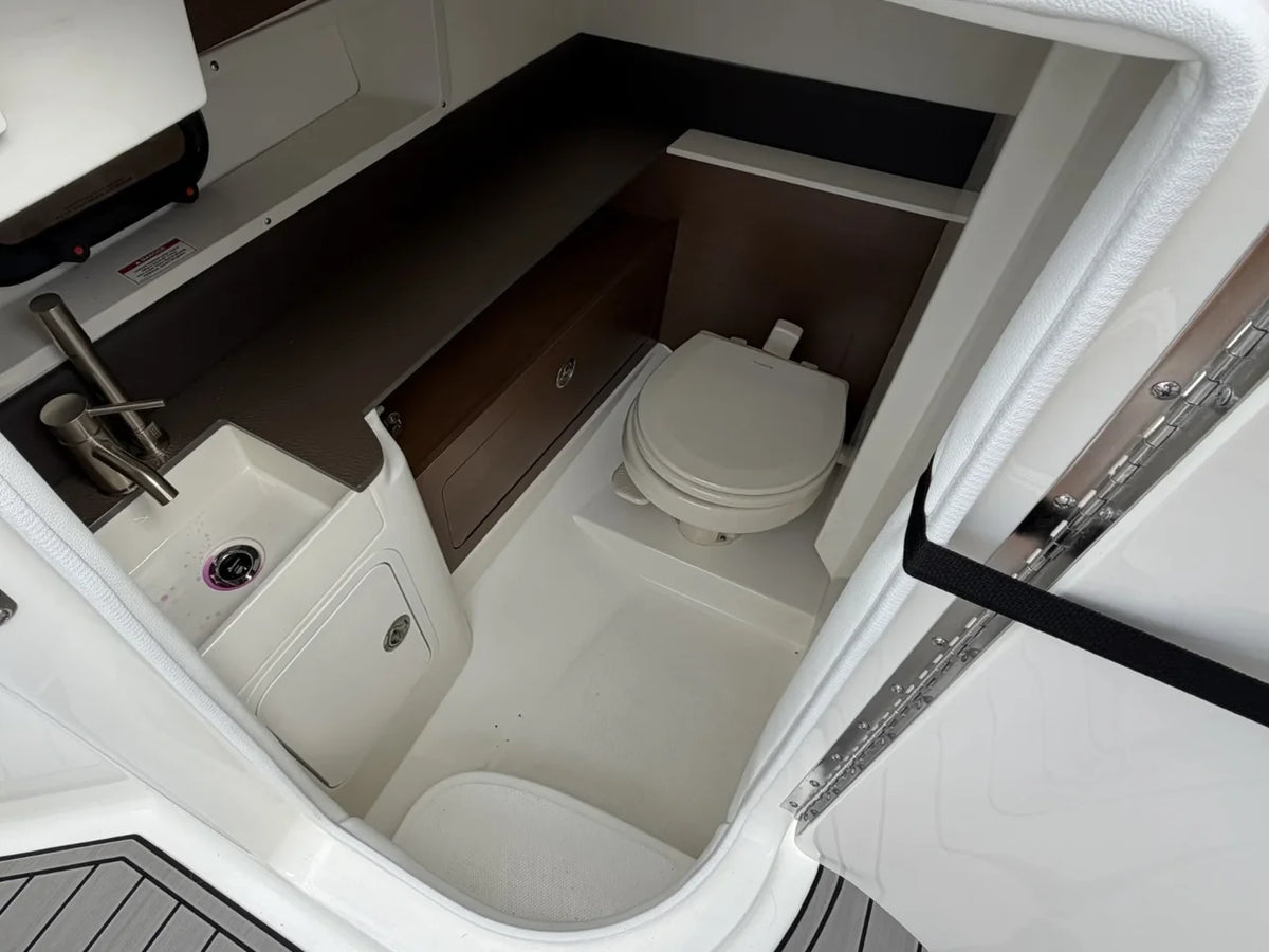 2026 Sea Ray SDX 290 Outboard 29.0 feet, Jupiter, Florida #28