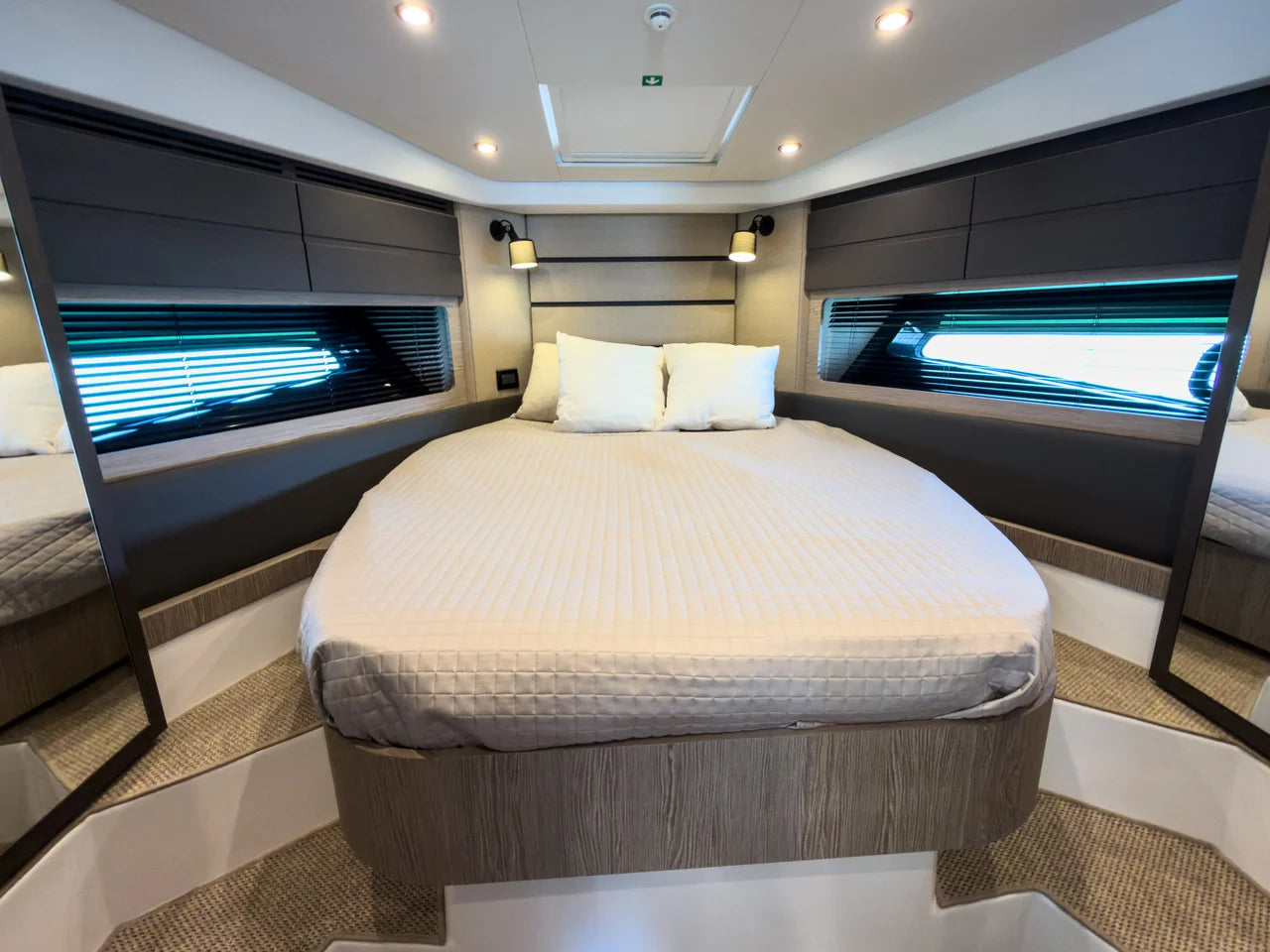 2027 Azimut A45 45.0 feet, Fort Myers, FL #28