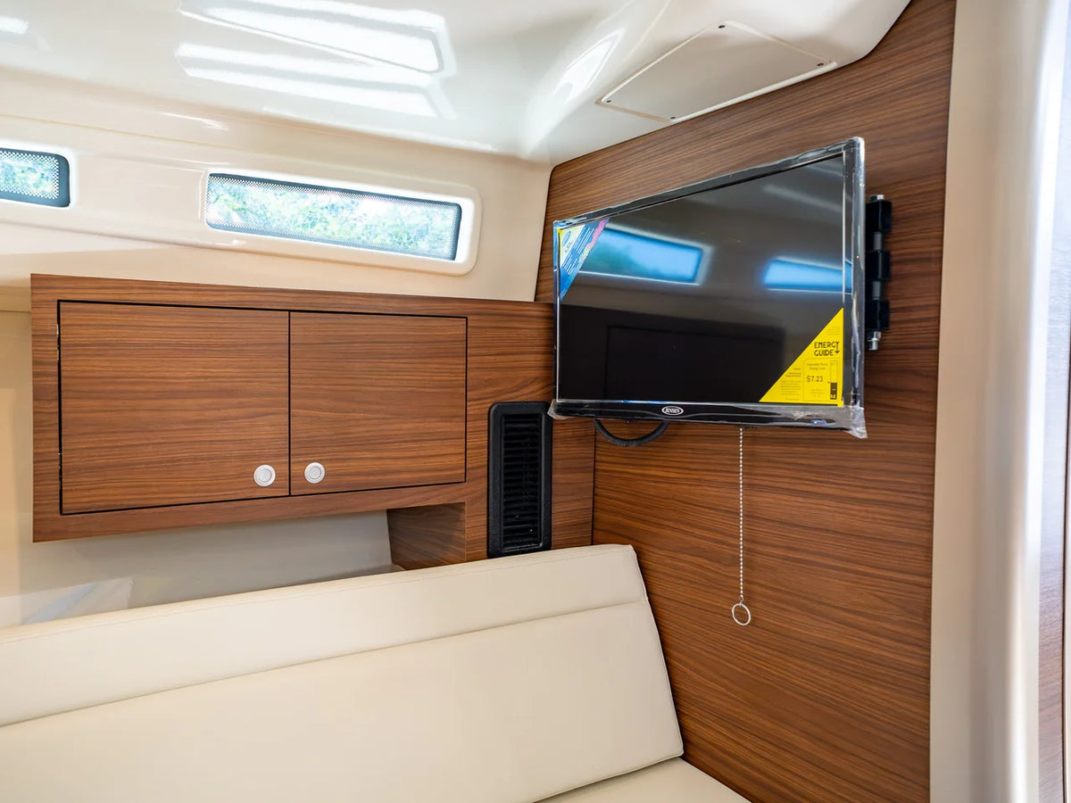 2026 Boston Whaler 325 Conquest 32.0 feet, Clearwater, Florida #38