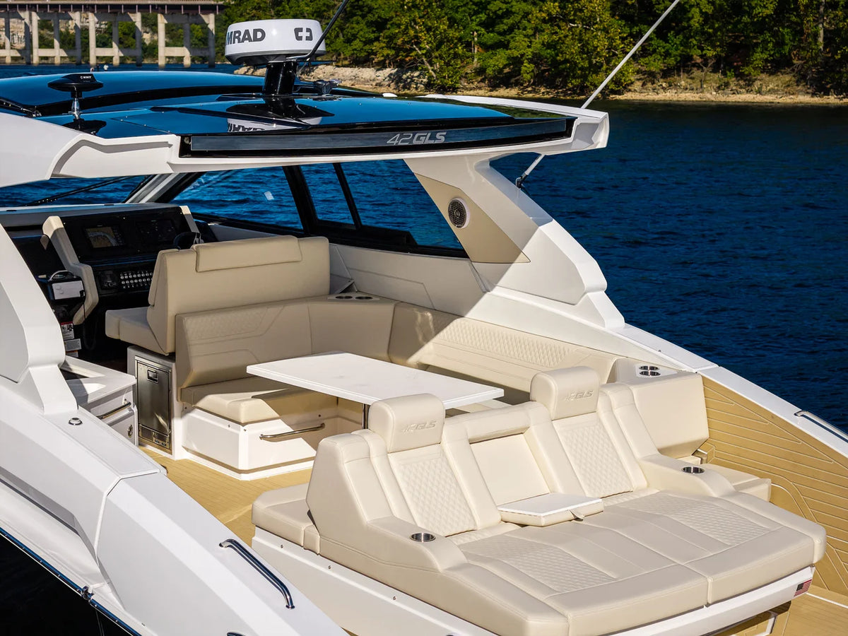 2027 Cruisers Yachts 42 GLS 42.0 feet, Lake Ozark, MO #33
