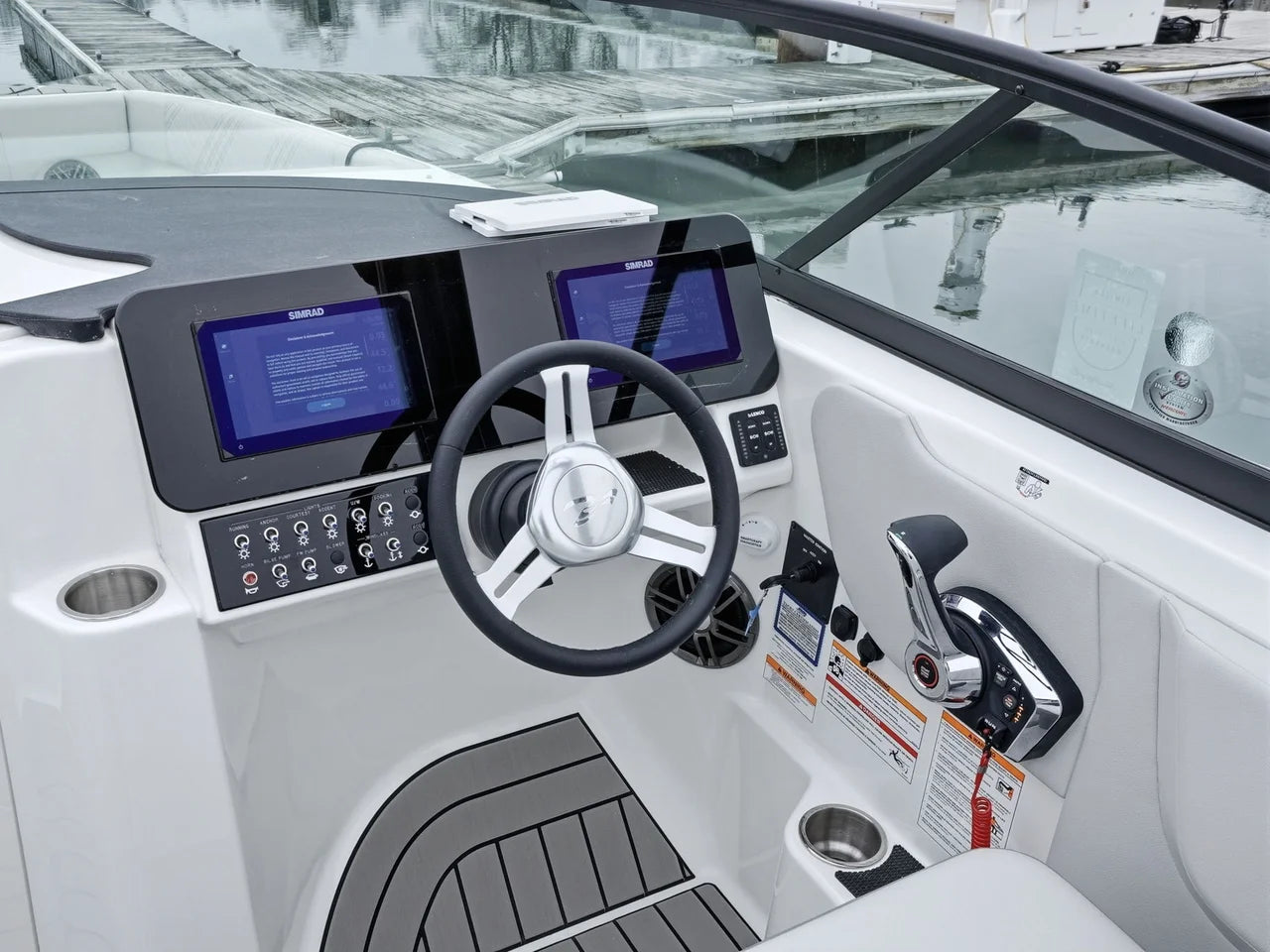 2026 Sea Ray SDX 270 Outboard 27.0 feet, Quincy, MA #18