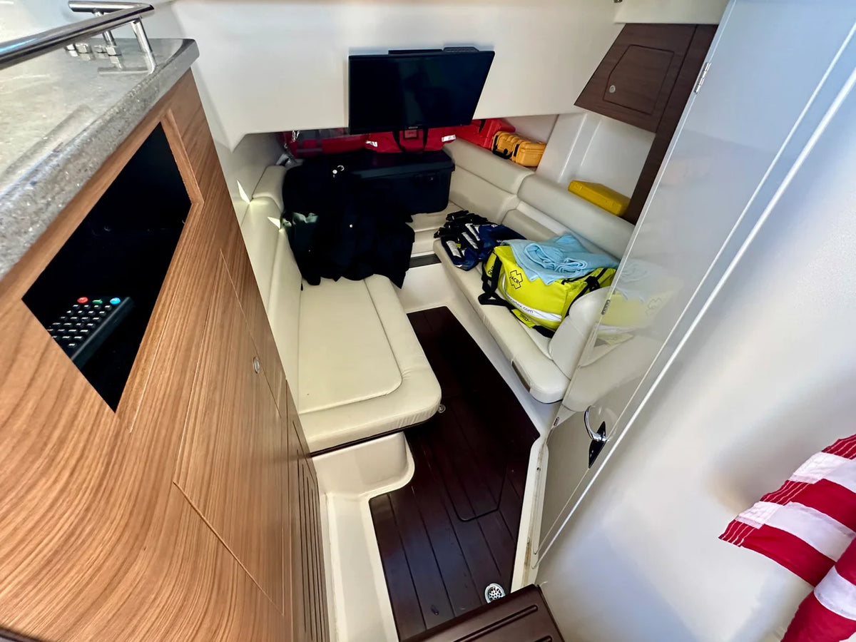 2023 Boston Whaler 350 REALM 35.0 feet, Fort Myers, FL #15