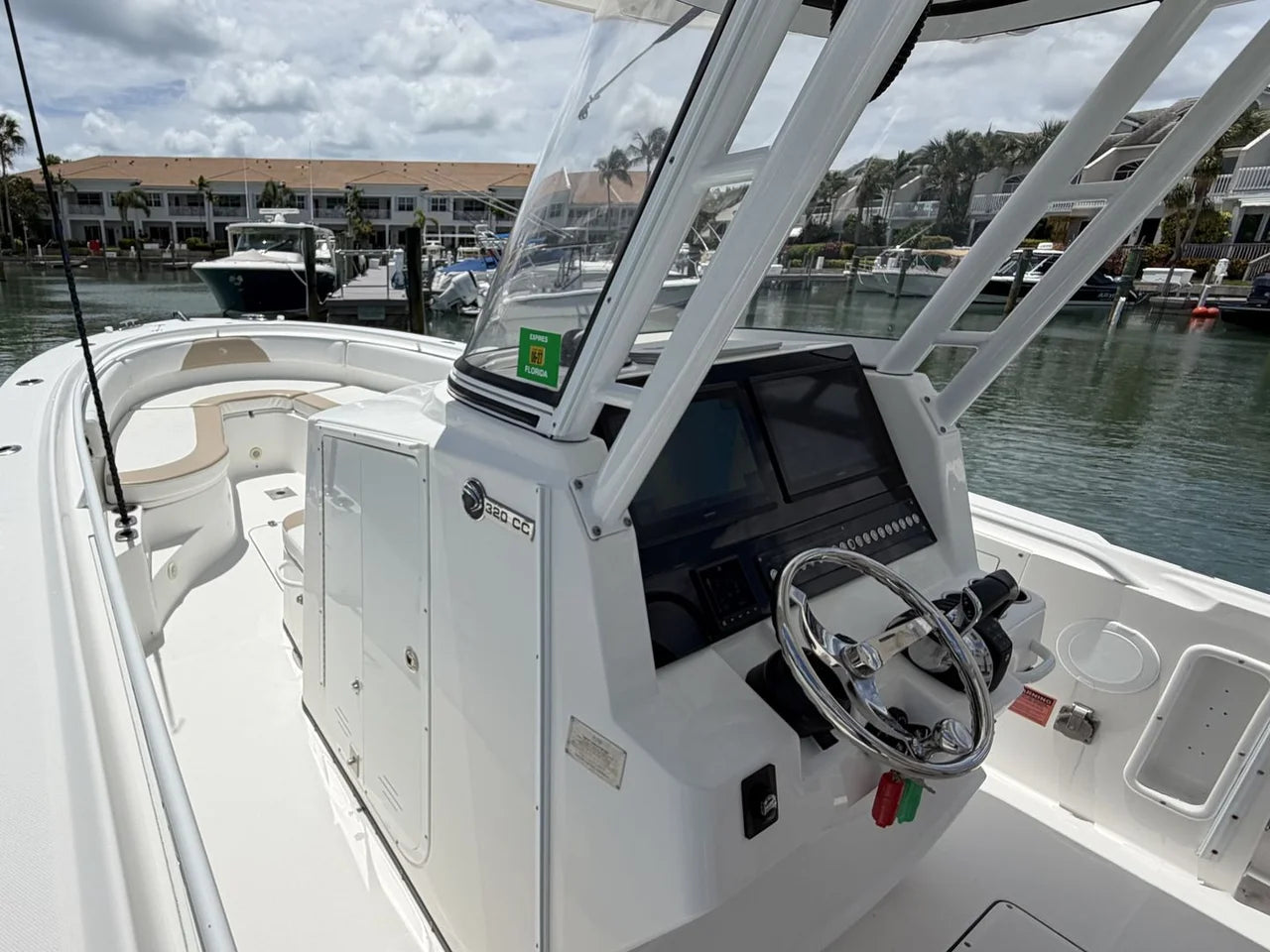 2017 EdgeWater 320 CC 31.0 feet, Jupiter, FL #32