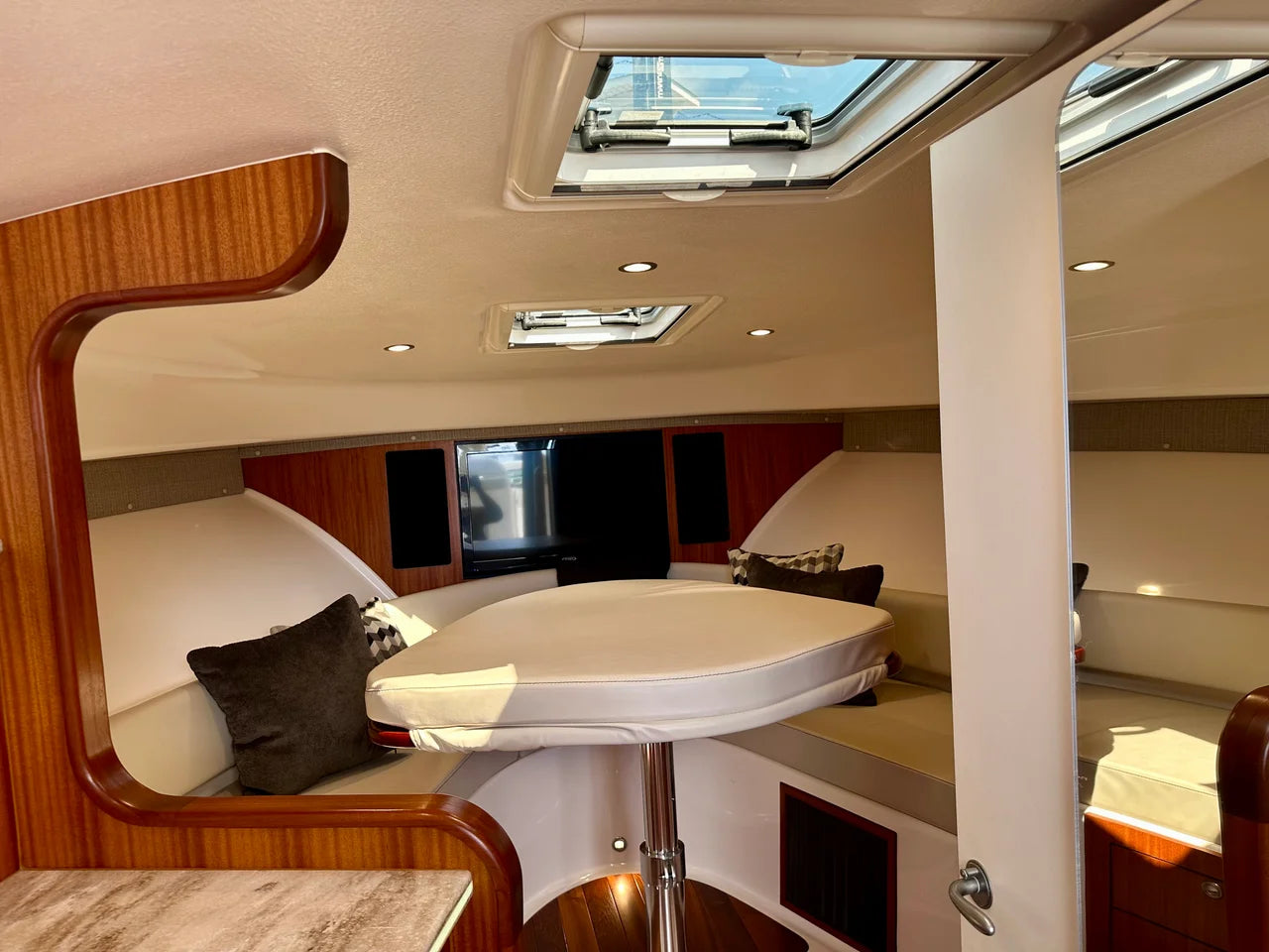 2017 Pursuit OS 385 OFFSHORE 39.0 feet, Fort Myers, Florida #53