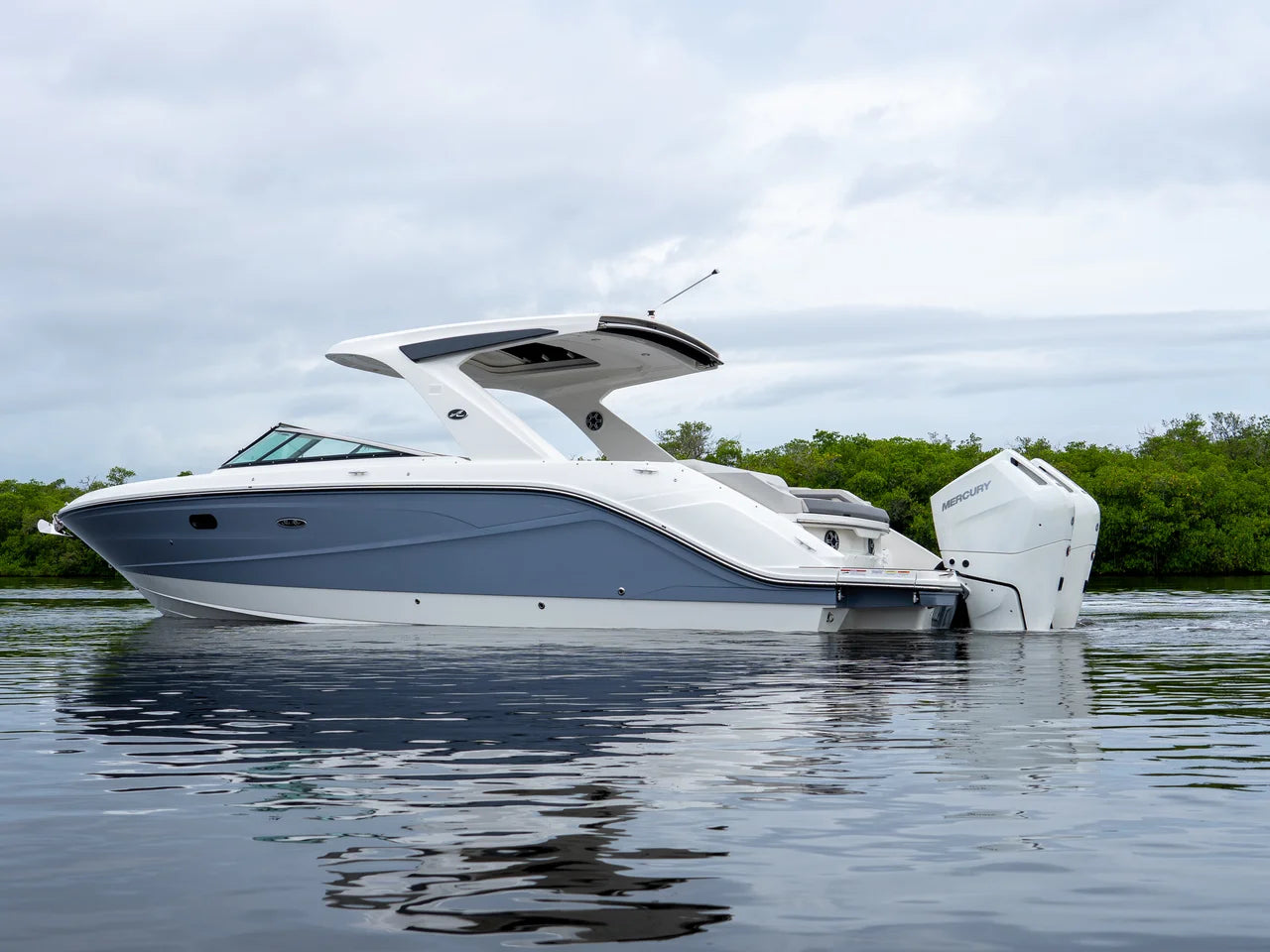 2027 Sea Ray SLX 310 Outboard 31.0 feet, Fort Myers, FL #2