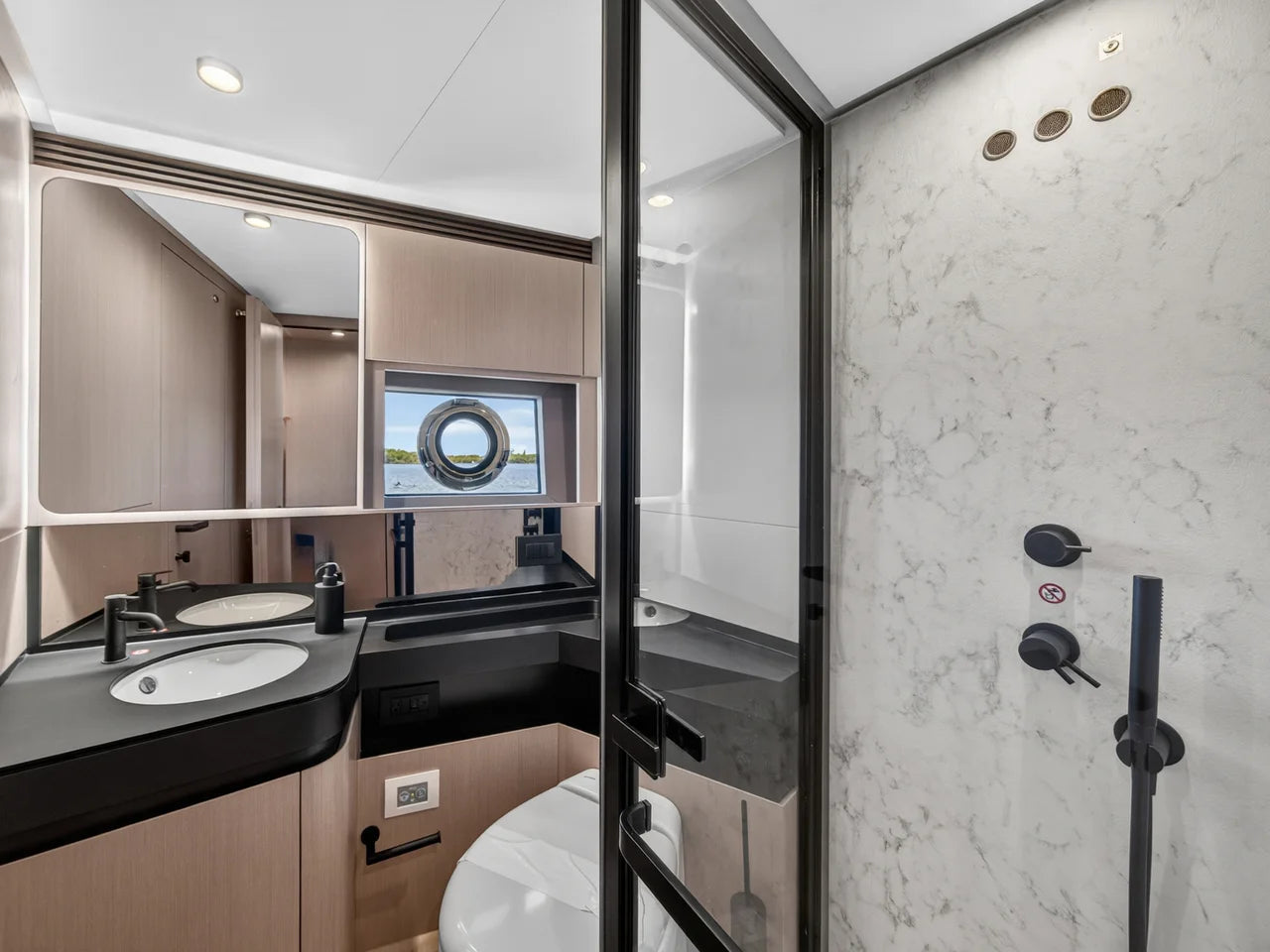 2026 Azimut S7 70.0 feet, Stuart, Florida #87