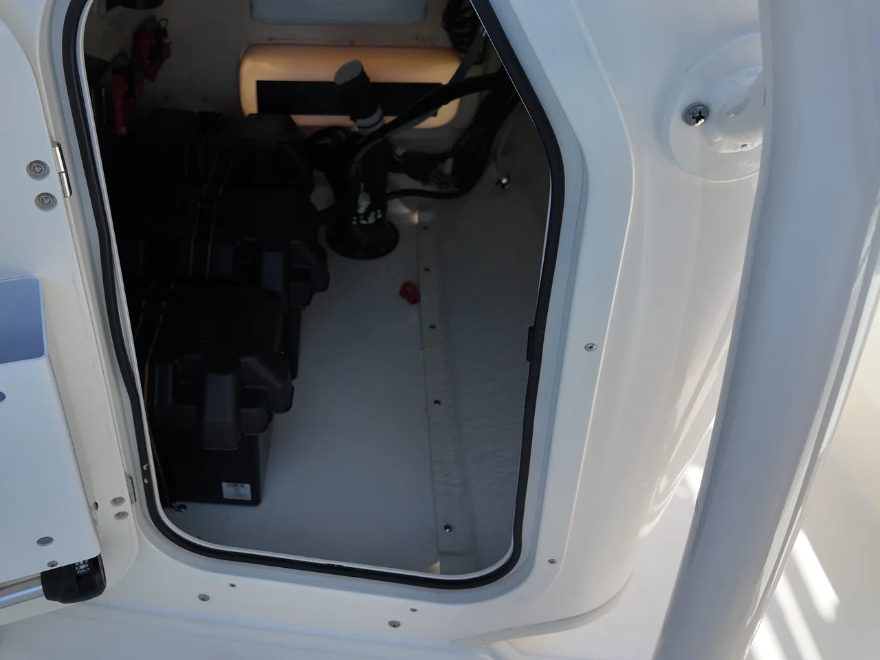 2027 Boston Whaler 190 Montauk 19.0 feet, Thunderbolt, GA #12
