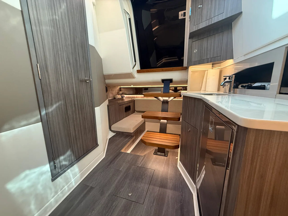 2022 Sea Ray 370 SUNDANCER OUTBOARD 37.0 feet, Cumming, GA #64