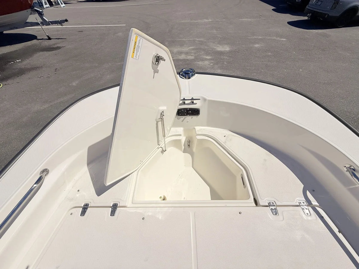 2027 Boston Whaler 210 Montauk 21.0 feet, St Petersburg, FL #36