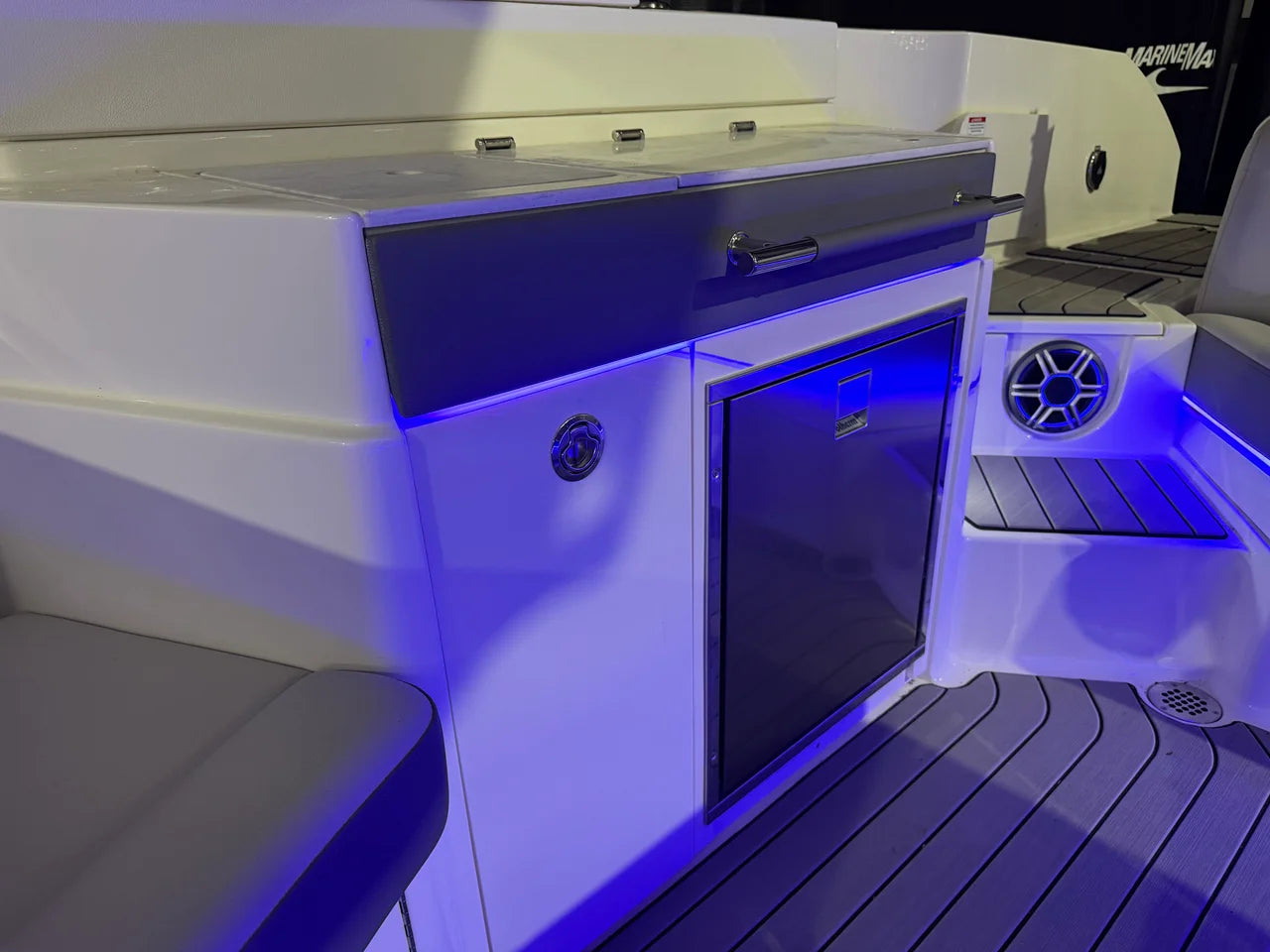 2026 Sea Ray 350 SLX 35.0 feet, Excelsior, Minnesota #30
