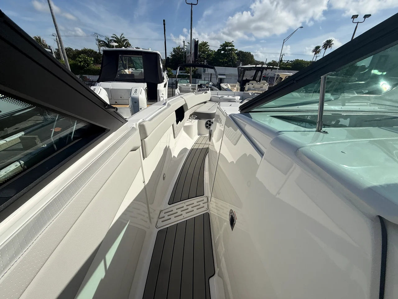 2026 Sea Ray SLX 400 Outboard 40.0 feet, Miami, FL #42