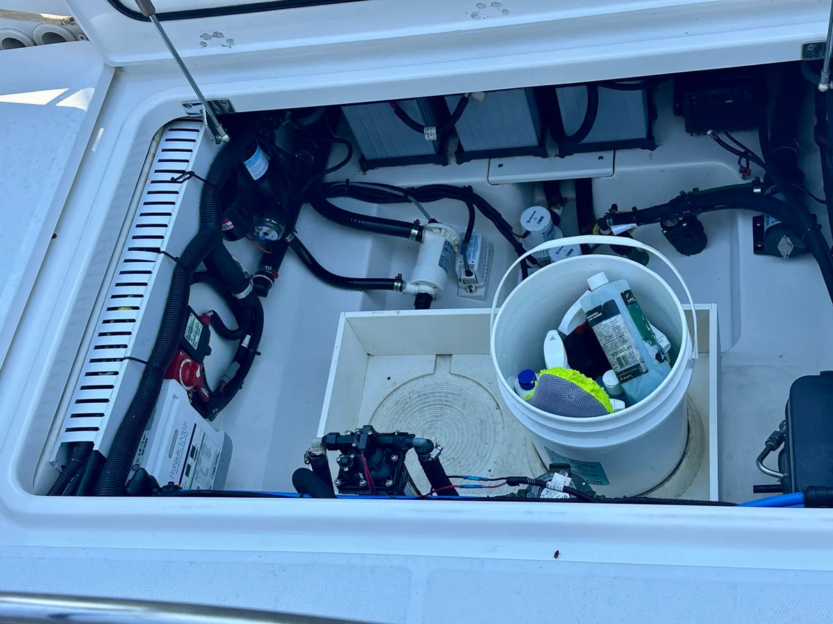 2021 Boston Whaler 330 OUTRAGE 33.0 feet, Fort Myers, FL #45