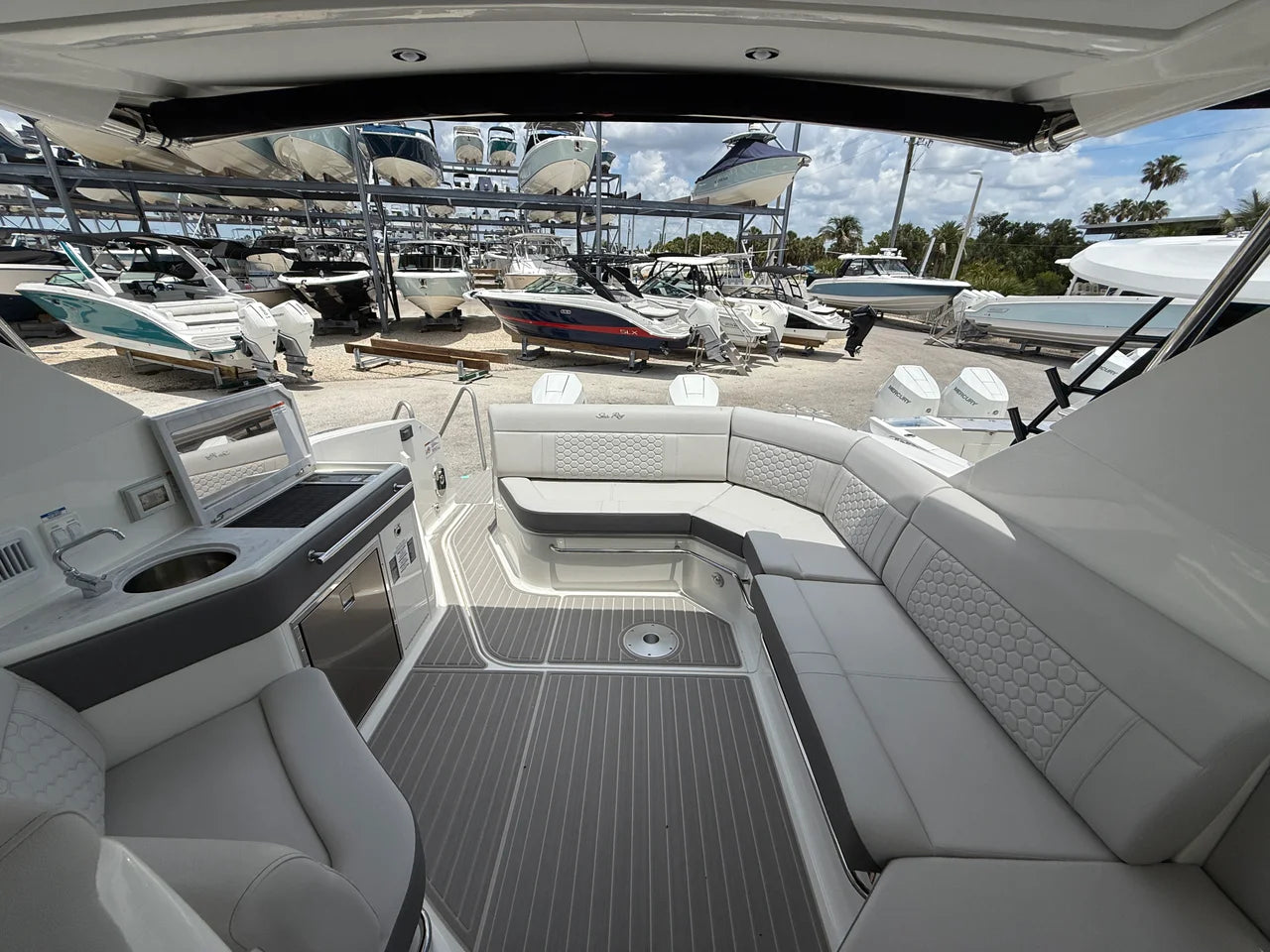 2026 Sea Ray Sundancer 320 Outboard 32.0 feet, Sarasota, Florida #35