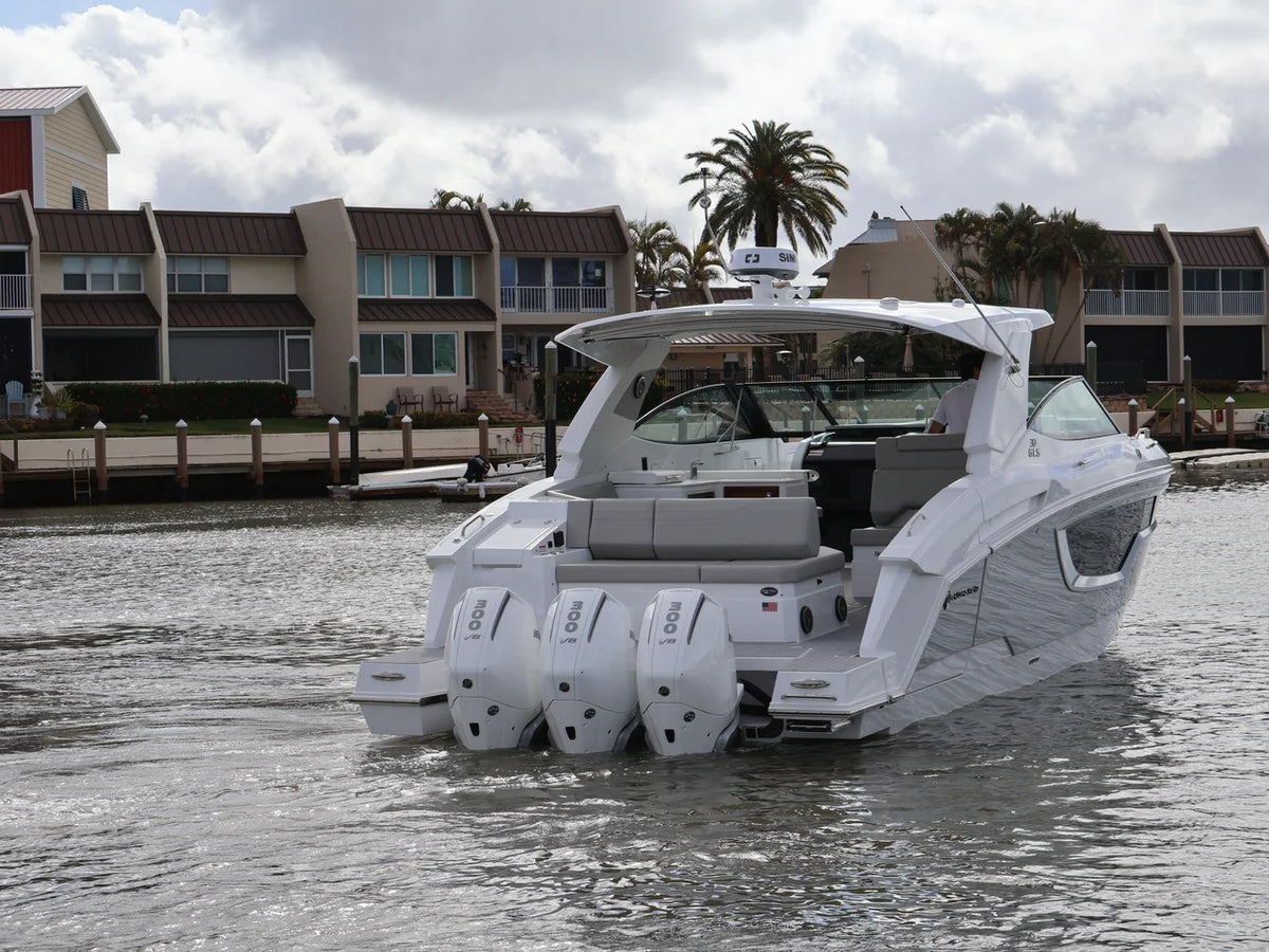 2026 Cruisers Yachts 38 GLS Outboard 38.0 feet, Naples, Florida #6