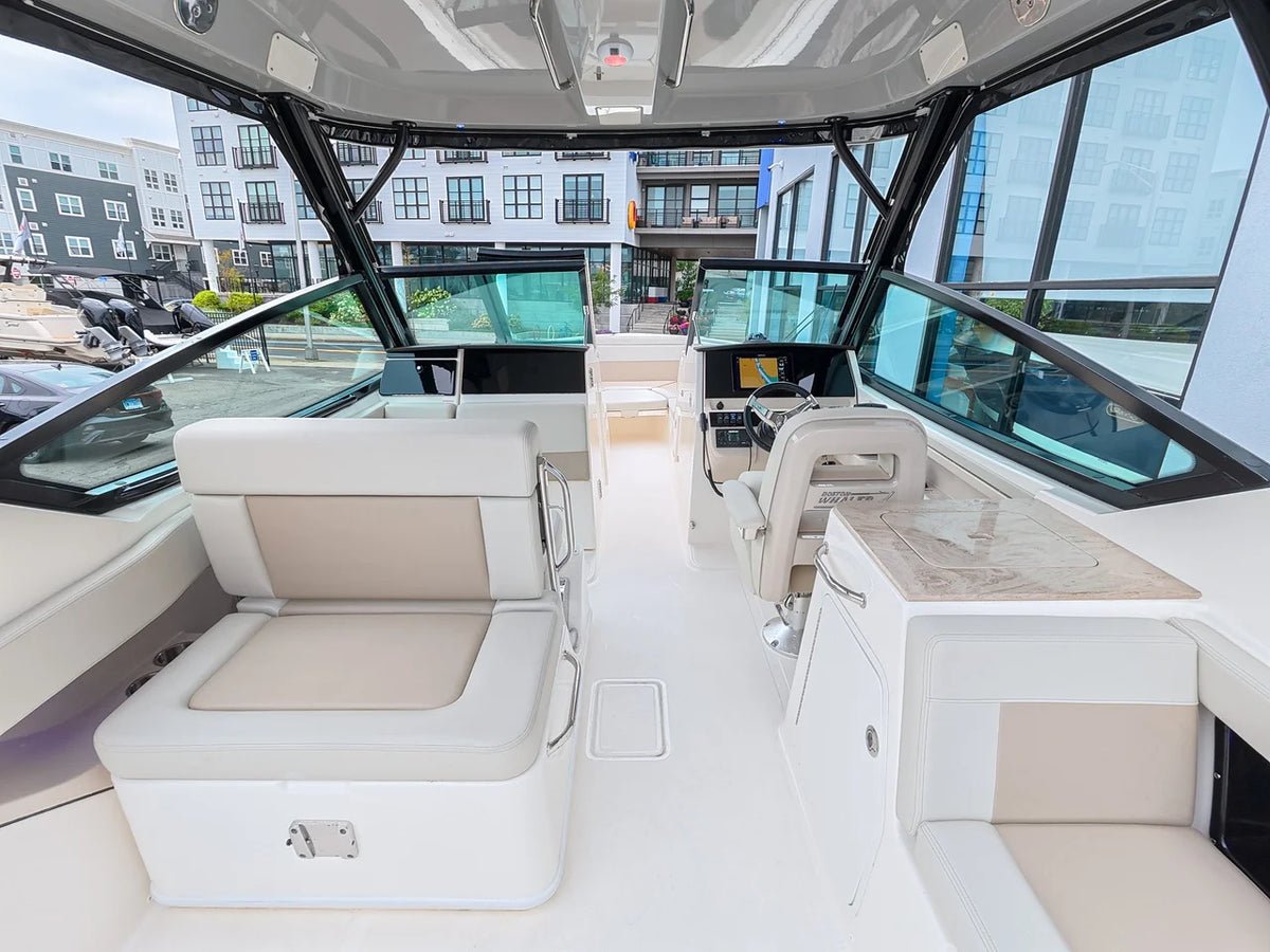 2027 Boston Whaler 280 Vantage 28.0 feet, Norwalk, Connecticut #9